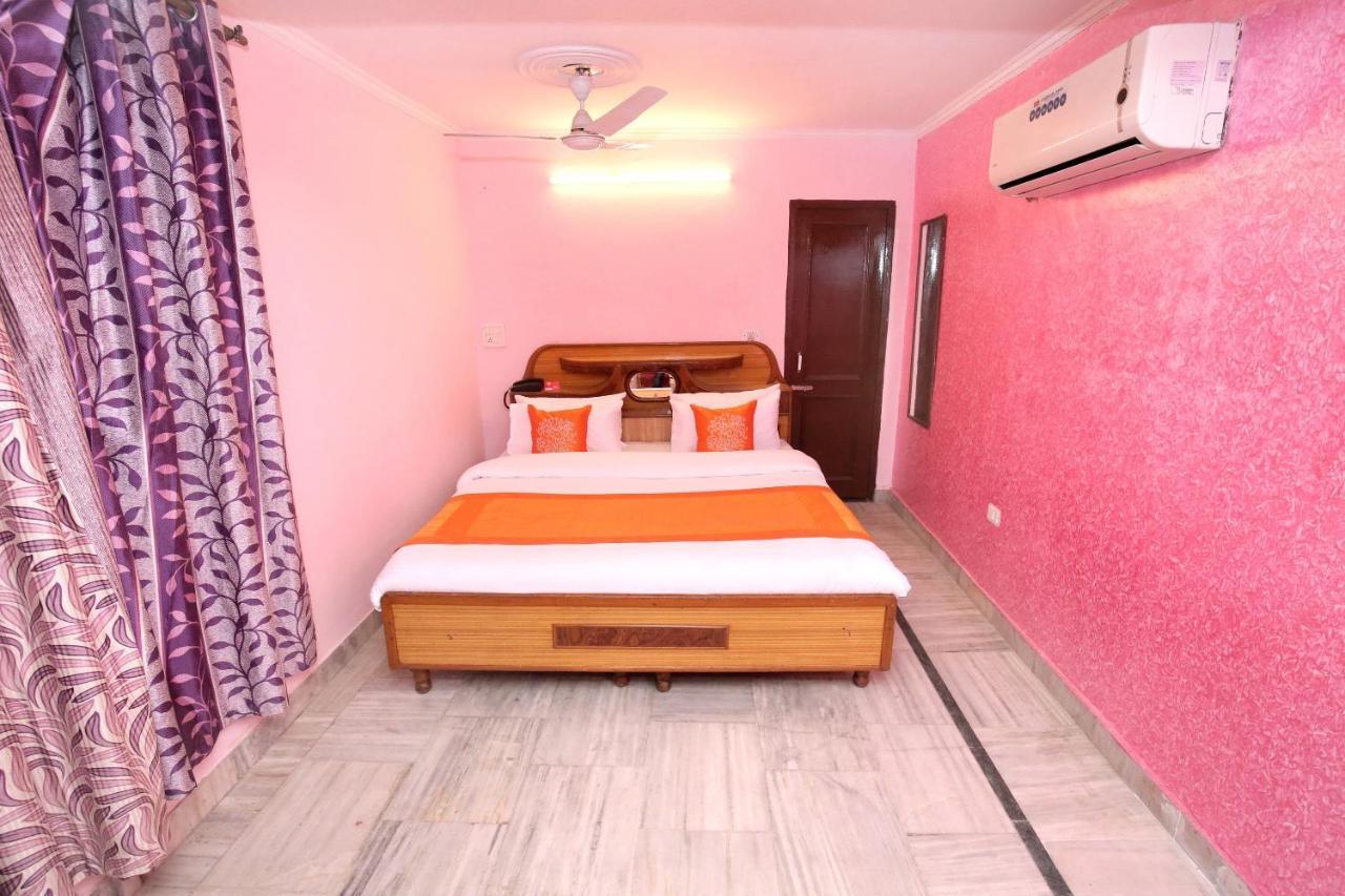 Super Hotel O Rajesh Palace Chandigarh Bagian luar foto